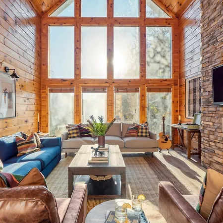 Hazel By Avantstay Cliffside Modern Cabin W Incredible Views Hot Tub